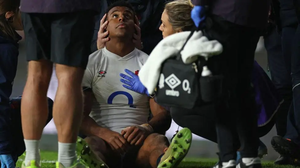 Fit-again Feyi-Waboso named in England training camp.